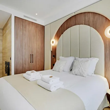 Apartment Lovely Refurbished In Vibrant 18th District Paris